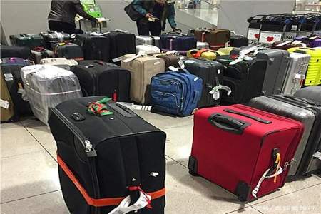 飞机上一个人能带多少行李