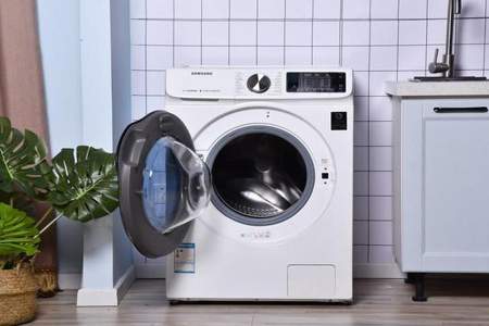 现在天热滚筒洗衣机一般怎么洗衣服