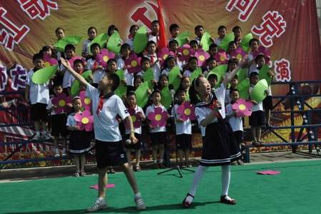 六一儿童节祖国的舞蹈怎么跳