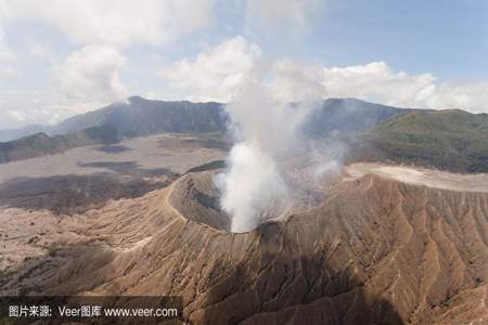 怎么去印度尼西亚broom火山