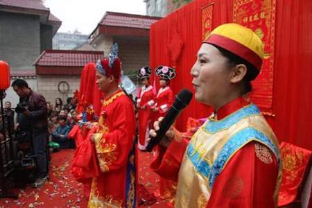 中式婚礼新人致辞放在什么环节